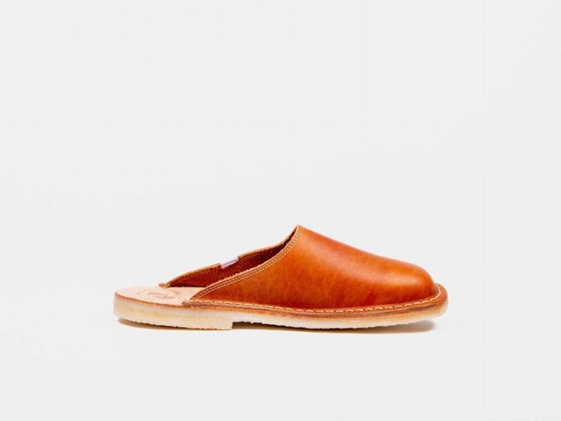 Brown Duckfeet Blavand Men's Slippers | WYV1885NA